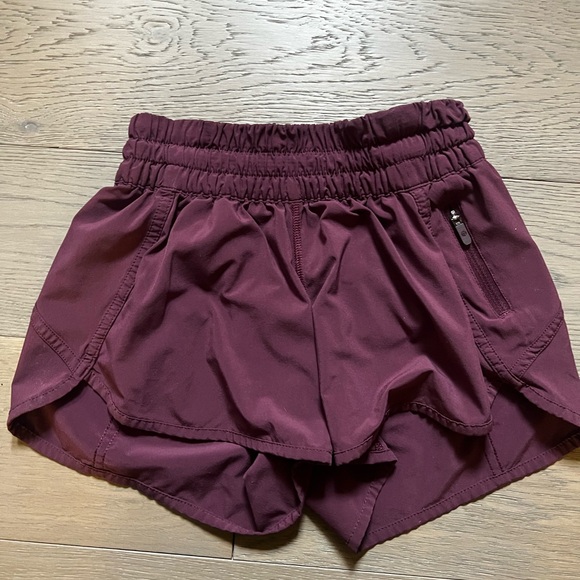 lululemon athletica Goodnight Plum Track That High-Rise Lined Short 3" - Picture 5 of 10